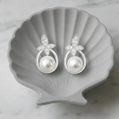 Glitz Fleur Pearl Earrings